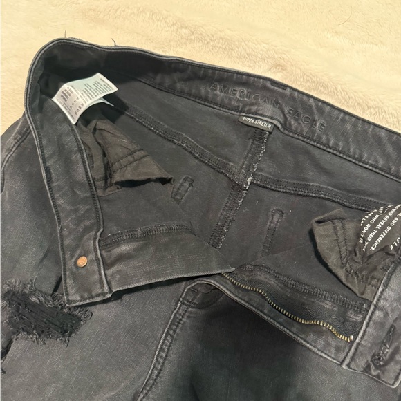 American Eagle Outfitters Black Distressed Skinny Jeans - Picture 3 of 4
